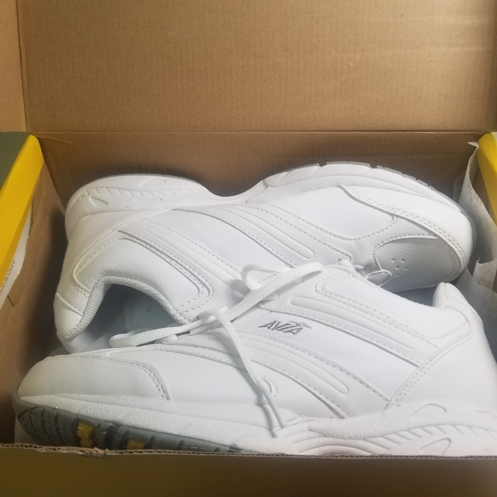 Avia Tennis Shoes